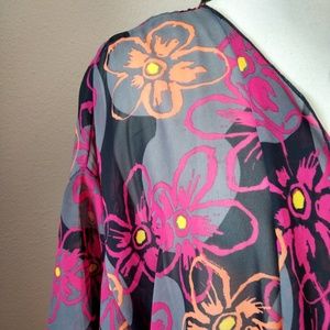 🦄Monroe kimono black tied fringe NWT Lularoe